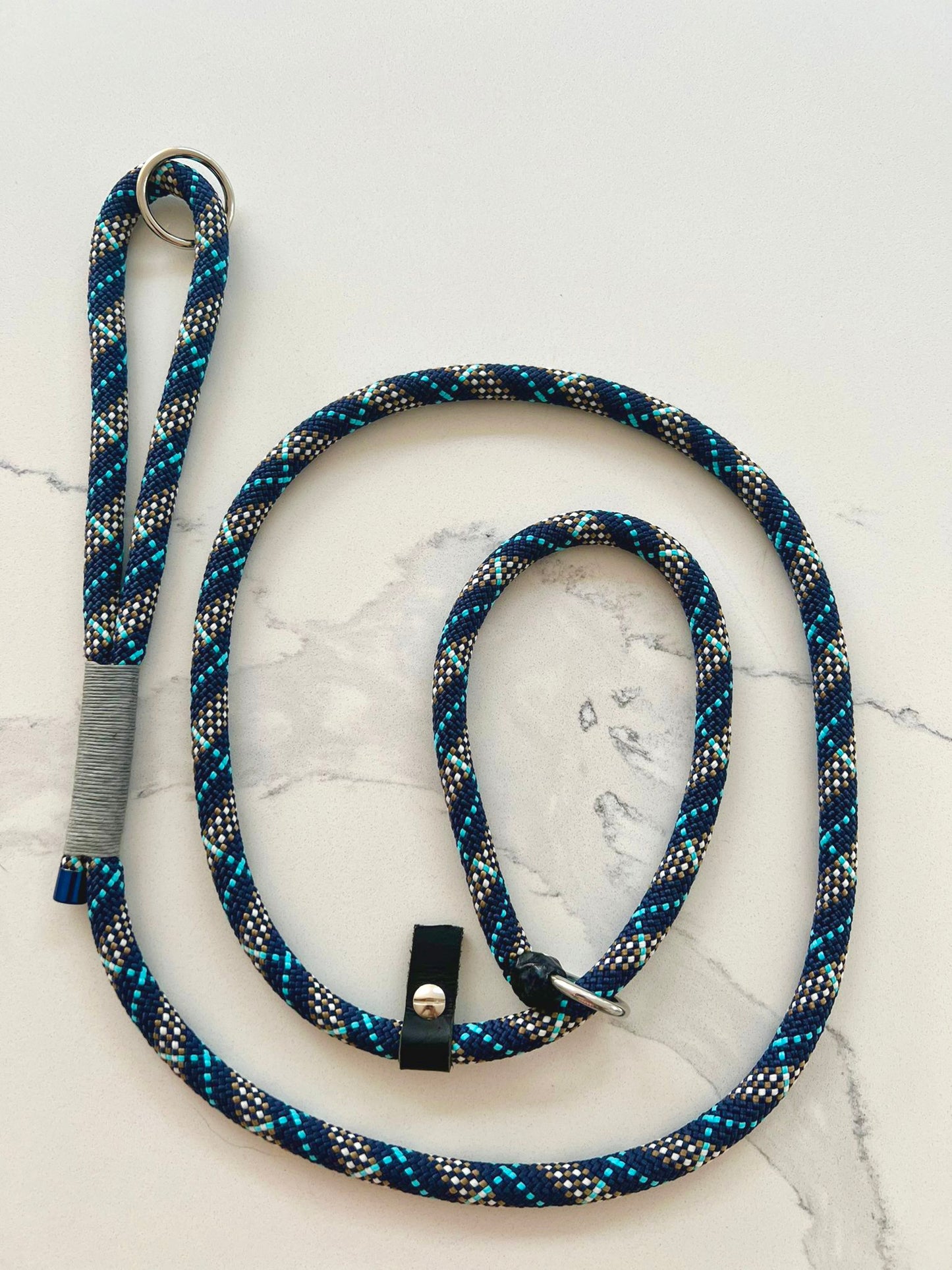 Big Boy Blue Slip lead