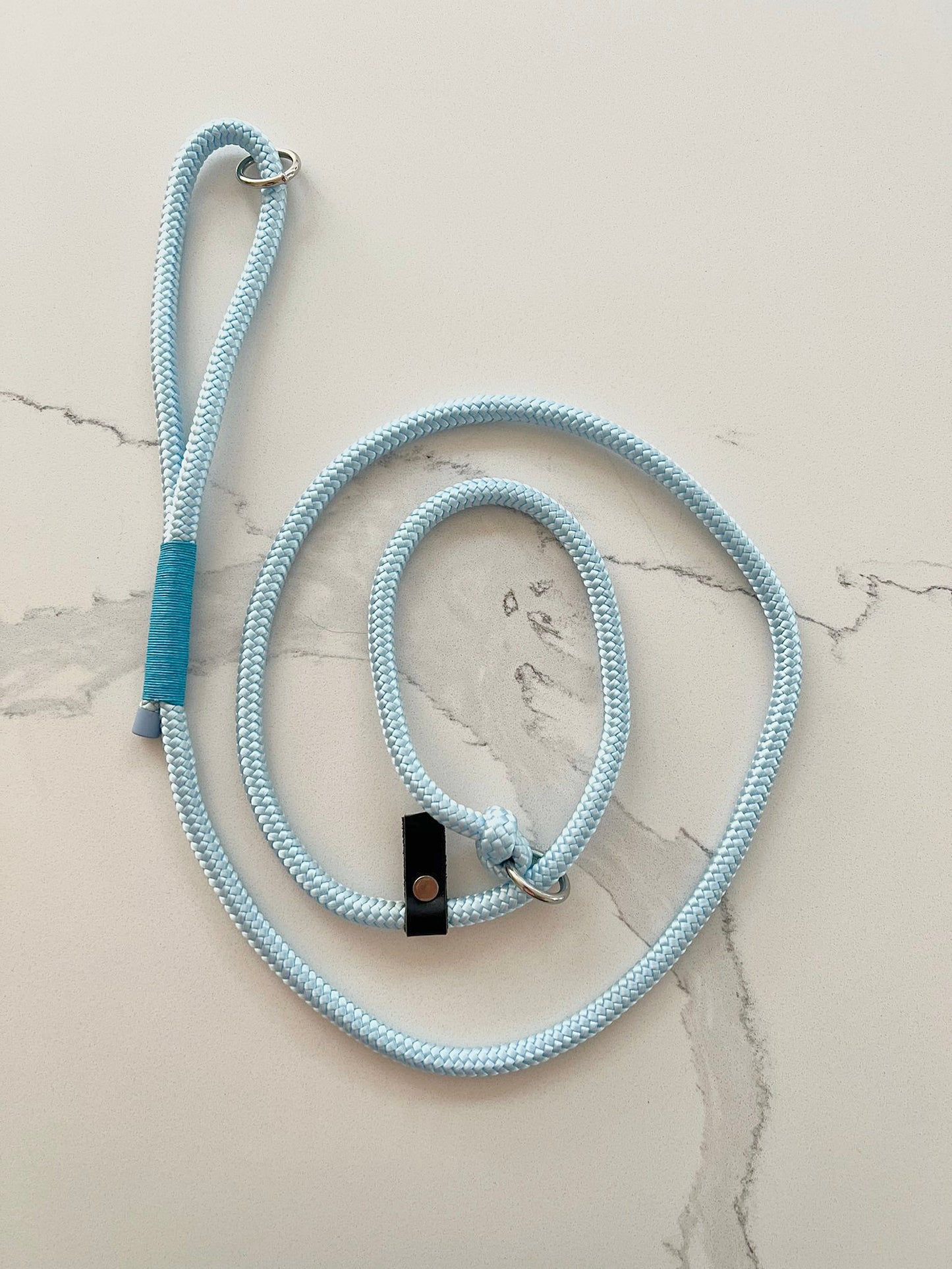 Ice Blue Slip Lead