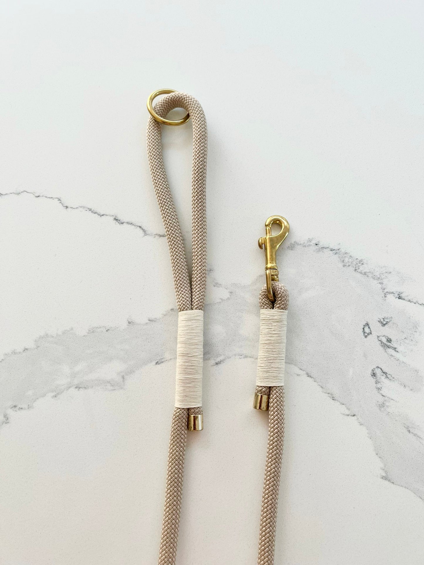 Tailored Taupe Rope Lead